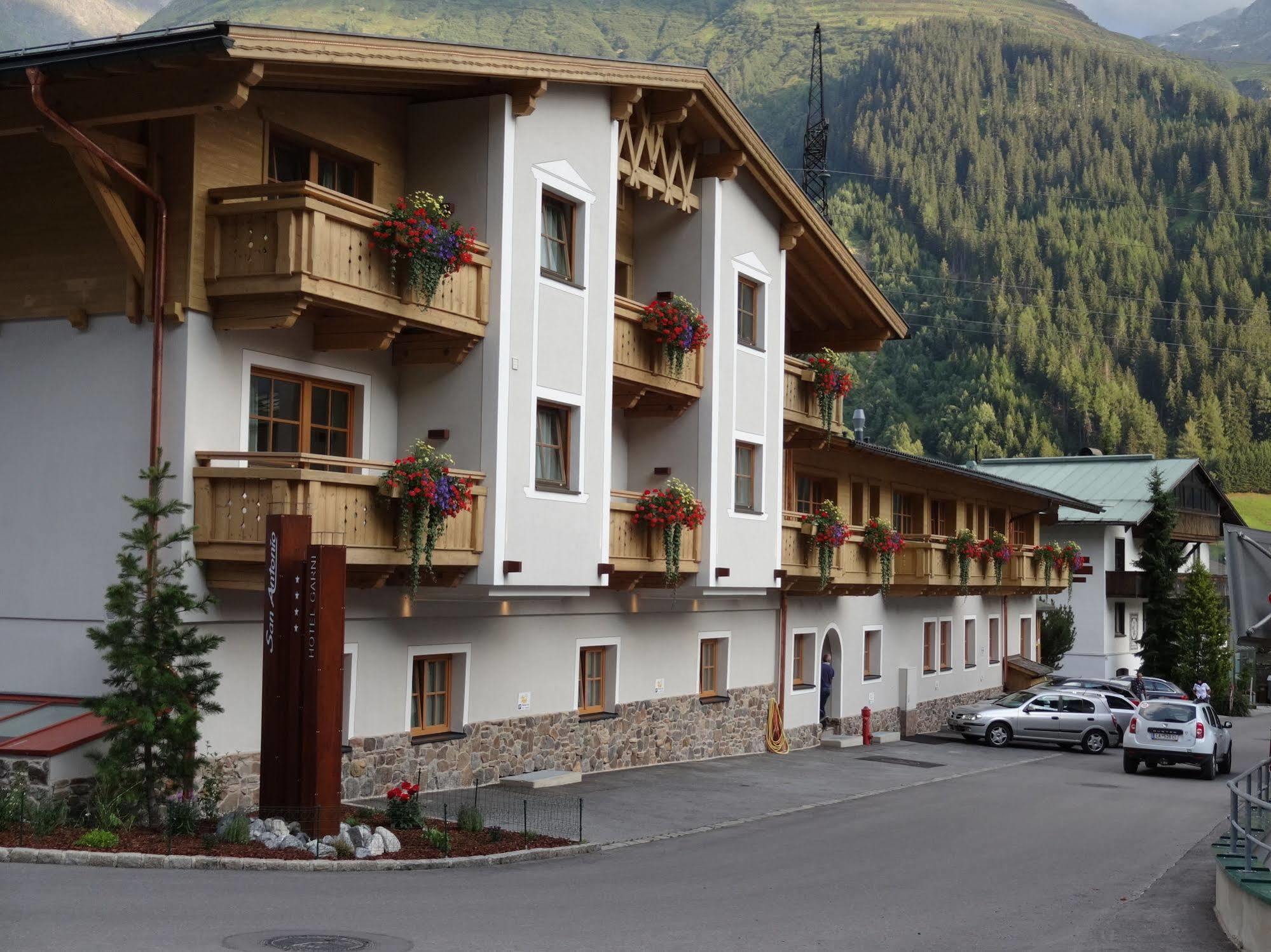 Apart Hotel San Antonio St. Anton am Arlberg Exterior foto